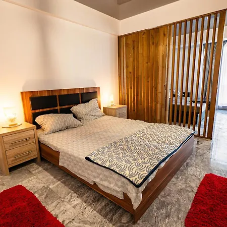 Emanuel ナボダリ