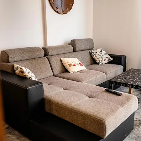 Emanuel アパート